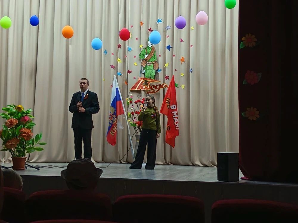 Праздничный концерт "Была весна — весна Победы».