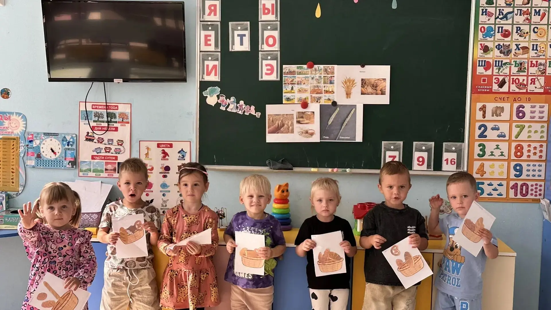 🌾 Как рождается хлеб: День урожая в нашей группе!