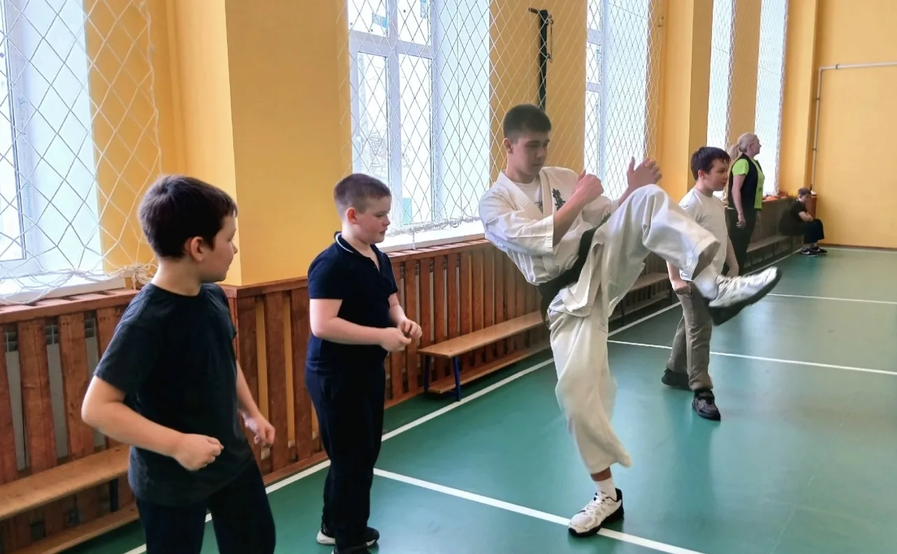 🏆Орлята-спортсмены на Зарядке с Чемпионом💪  🥋Яркое завершение трека "Орленок-Спортсмен" прошло в тре
