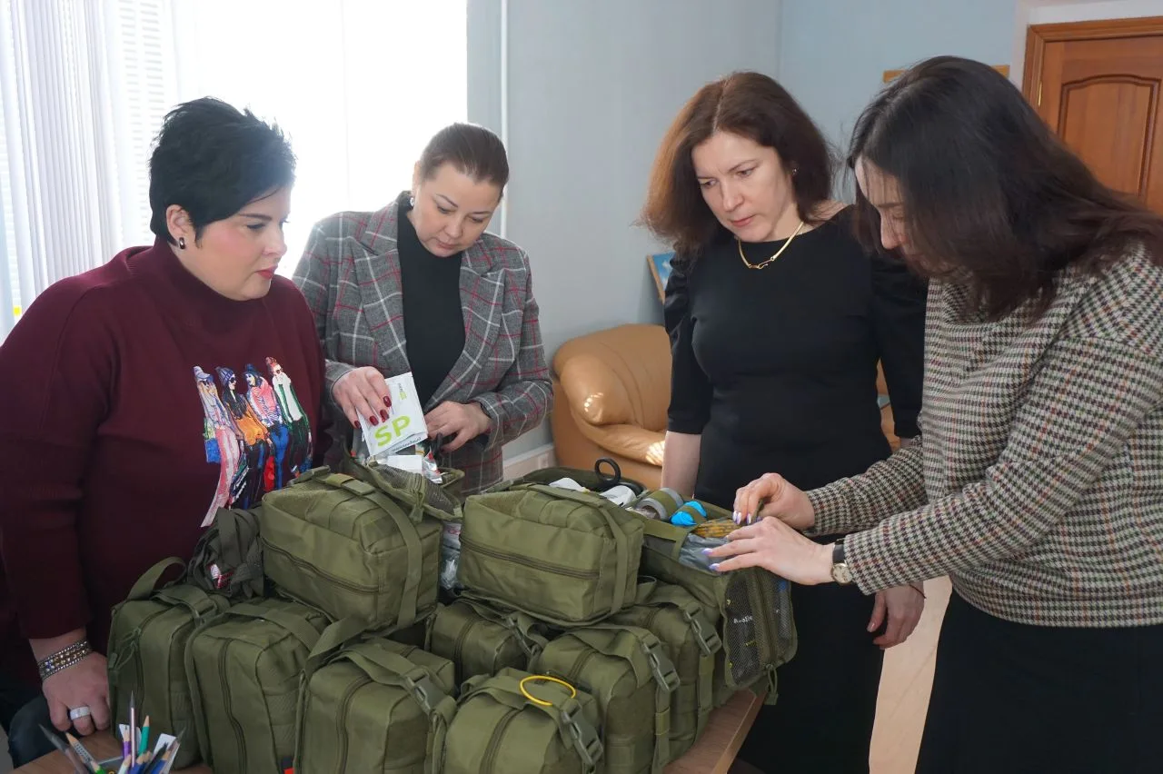 Организаторы выборов Липецкой области отправили на передовую тактические аптечки 🇷🇺  В преддверии Дн