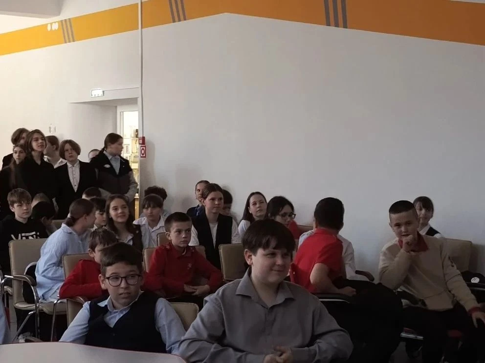 Скоро любимый праздник учеников-День гимназиста!  В завершающую стадию вступила подготовка к главном