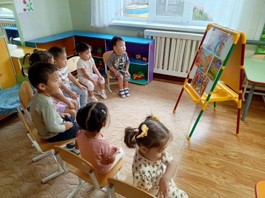 Сегодня у наших малышей был особенный день — День знаний!