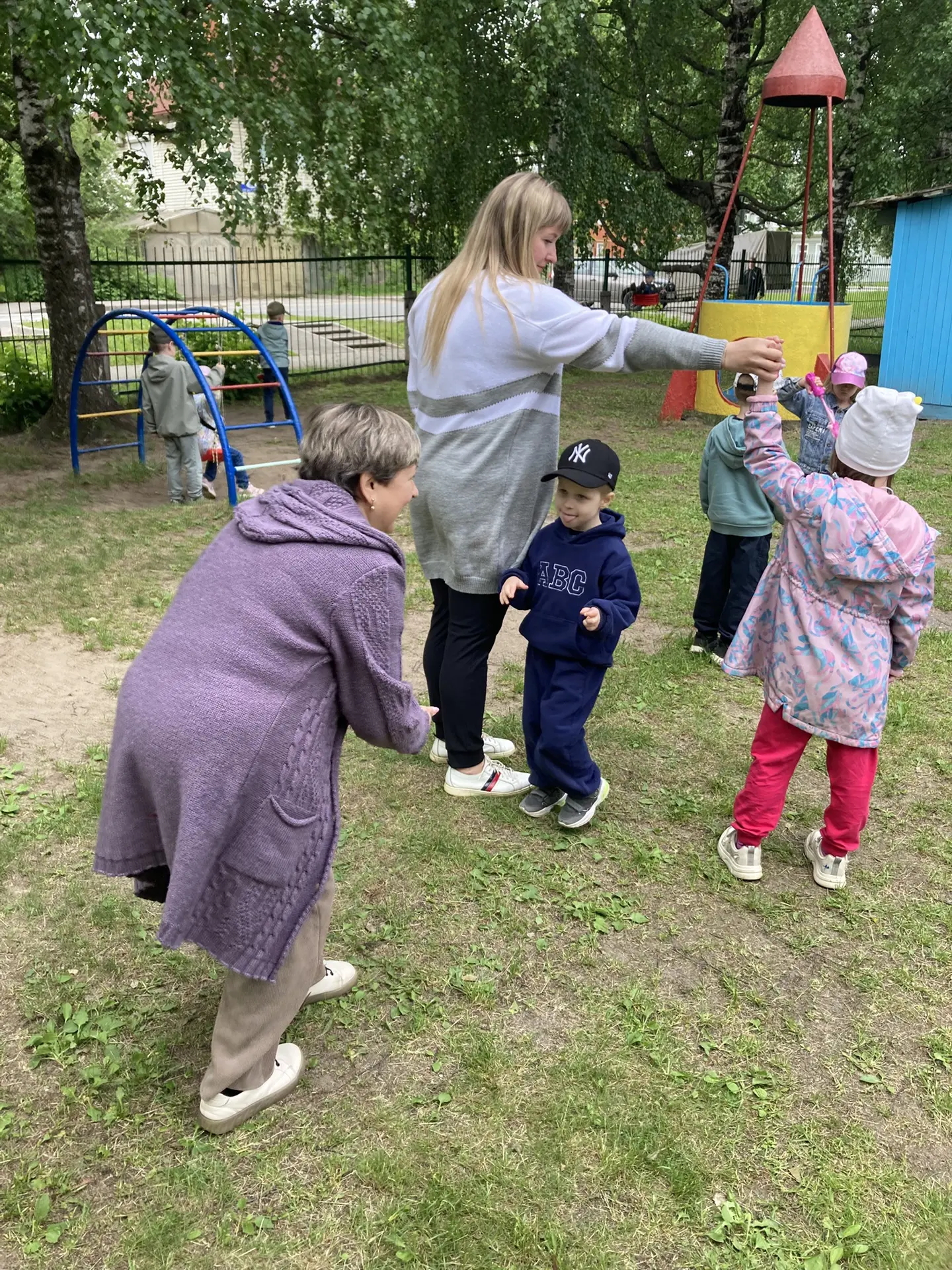☀️ На каникулах главное — прогулка!
