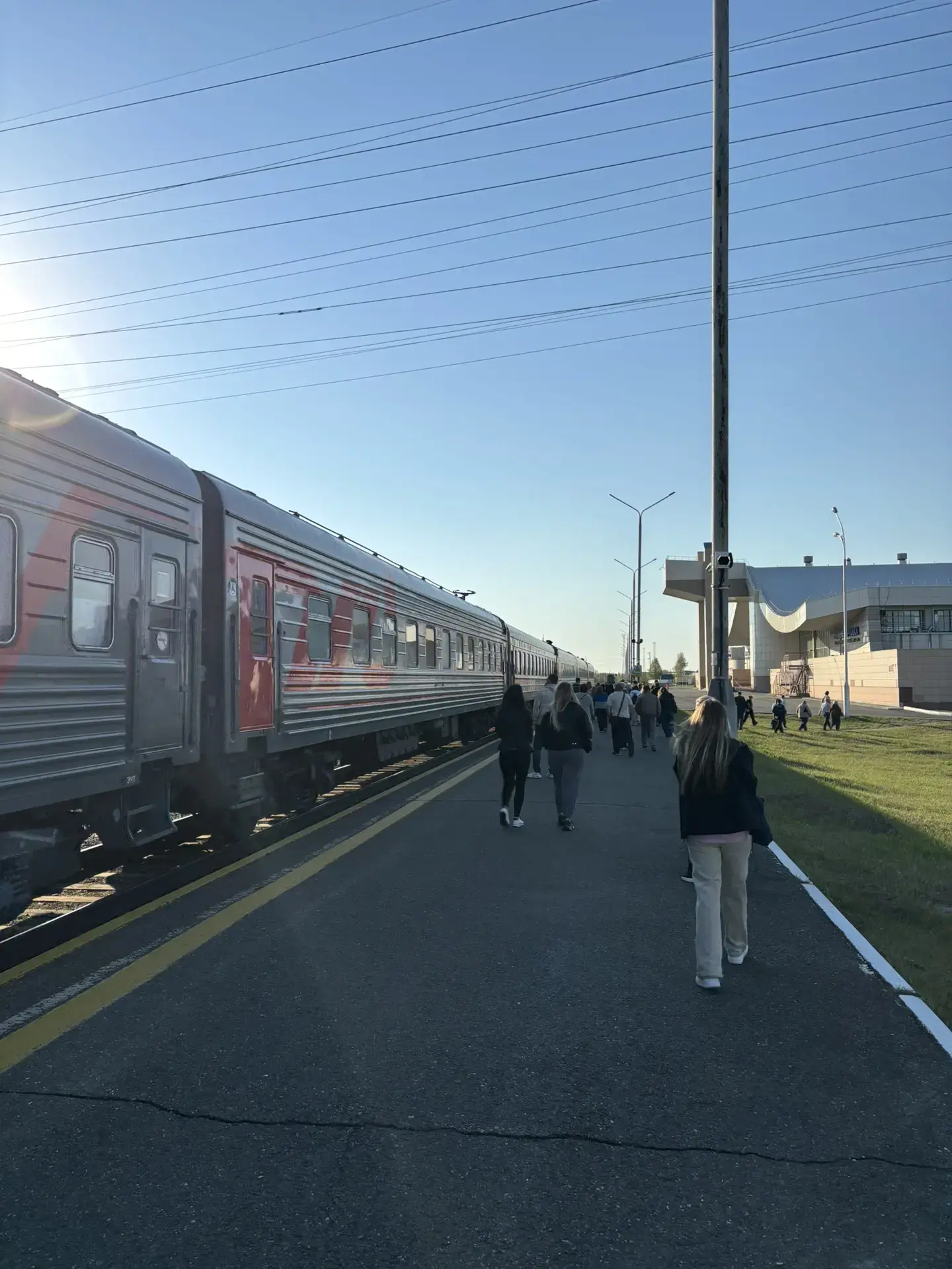 🚂 Навстречу лету!