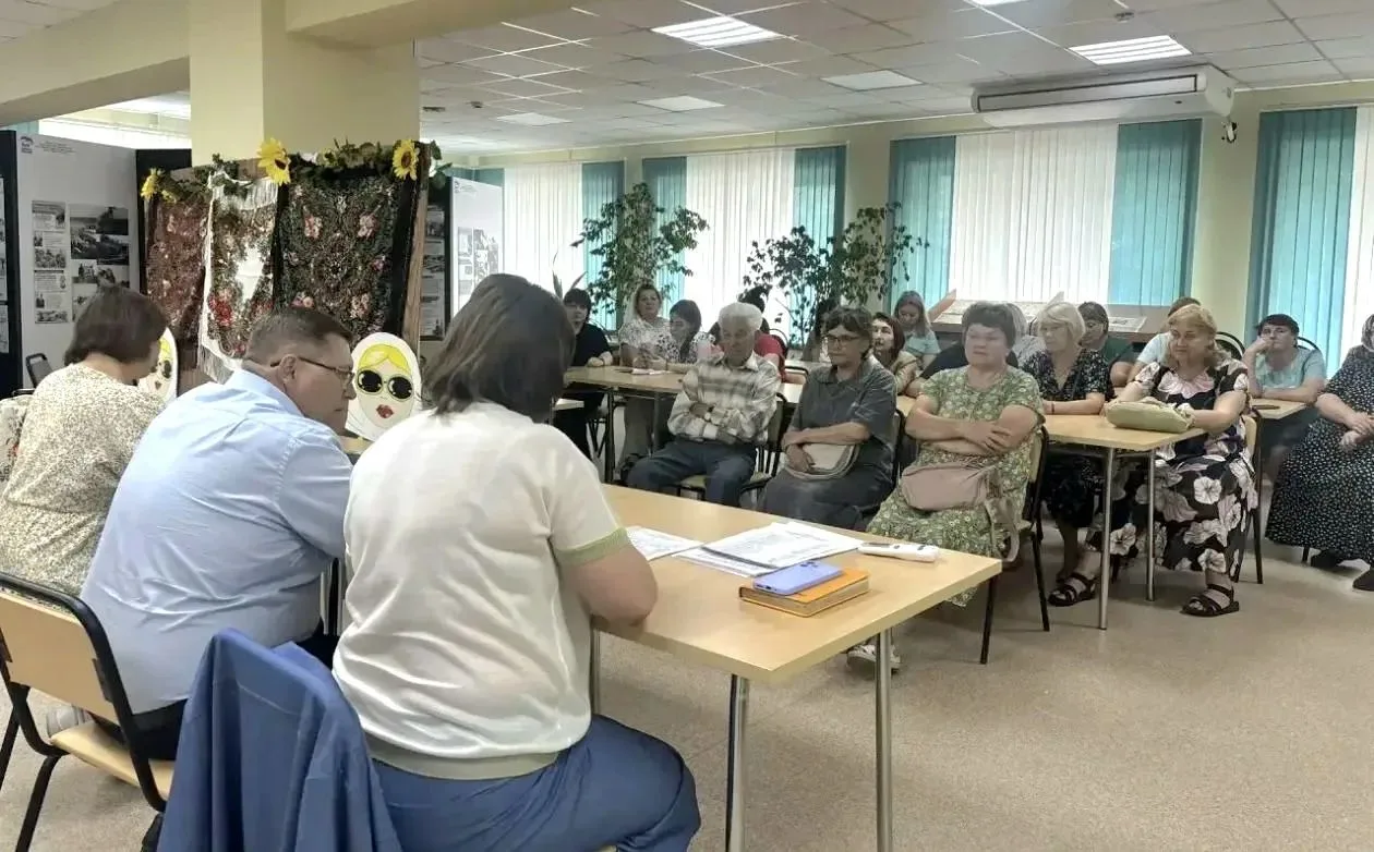 В Новом Осколе прошли общественные обсуждения по программе «Наши реки». Главная тема - выбор водного