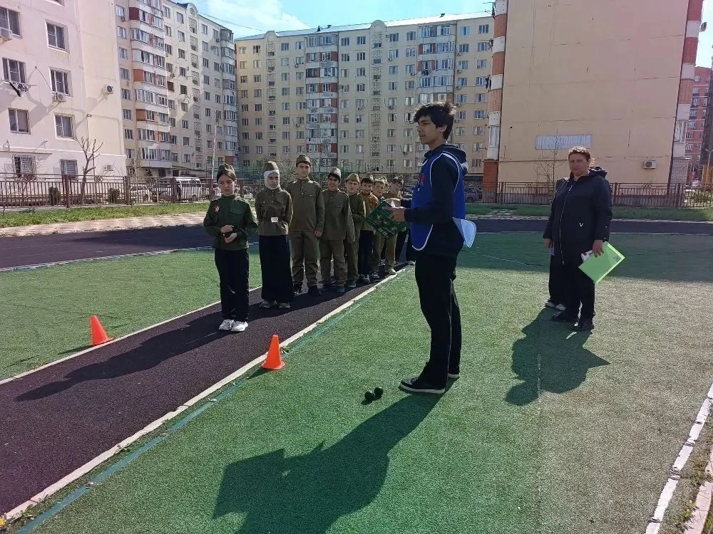 Учащиеся нашей школы (младшая категория) приняли участие в военно-патриотической игре «Зарница 2.0»,