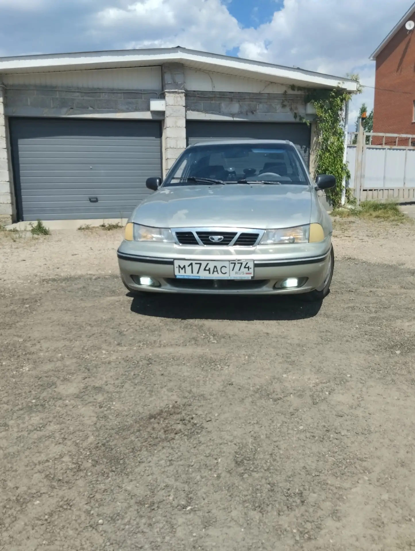 Продам Дэу Нексию 2005гв.В хорошем состоянии. Максимальная комплектация:ГУР, Кондер, по...