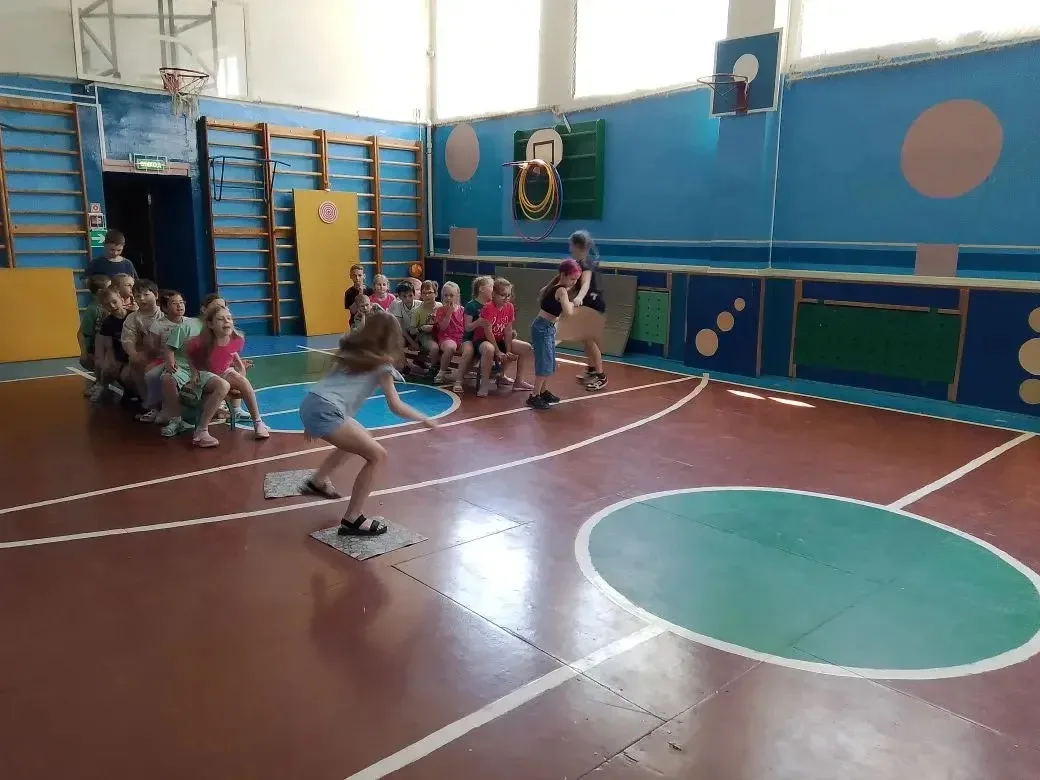 В школьном лагере Солнечный круг состоялись  спортивные соревнования "Спорт и здоровье ...