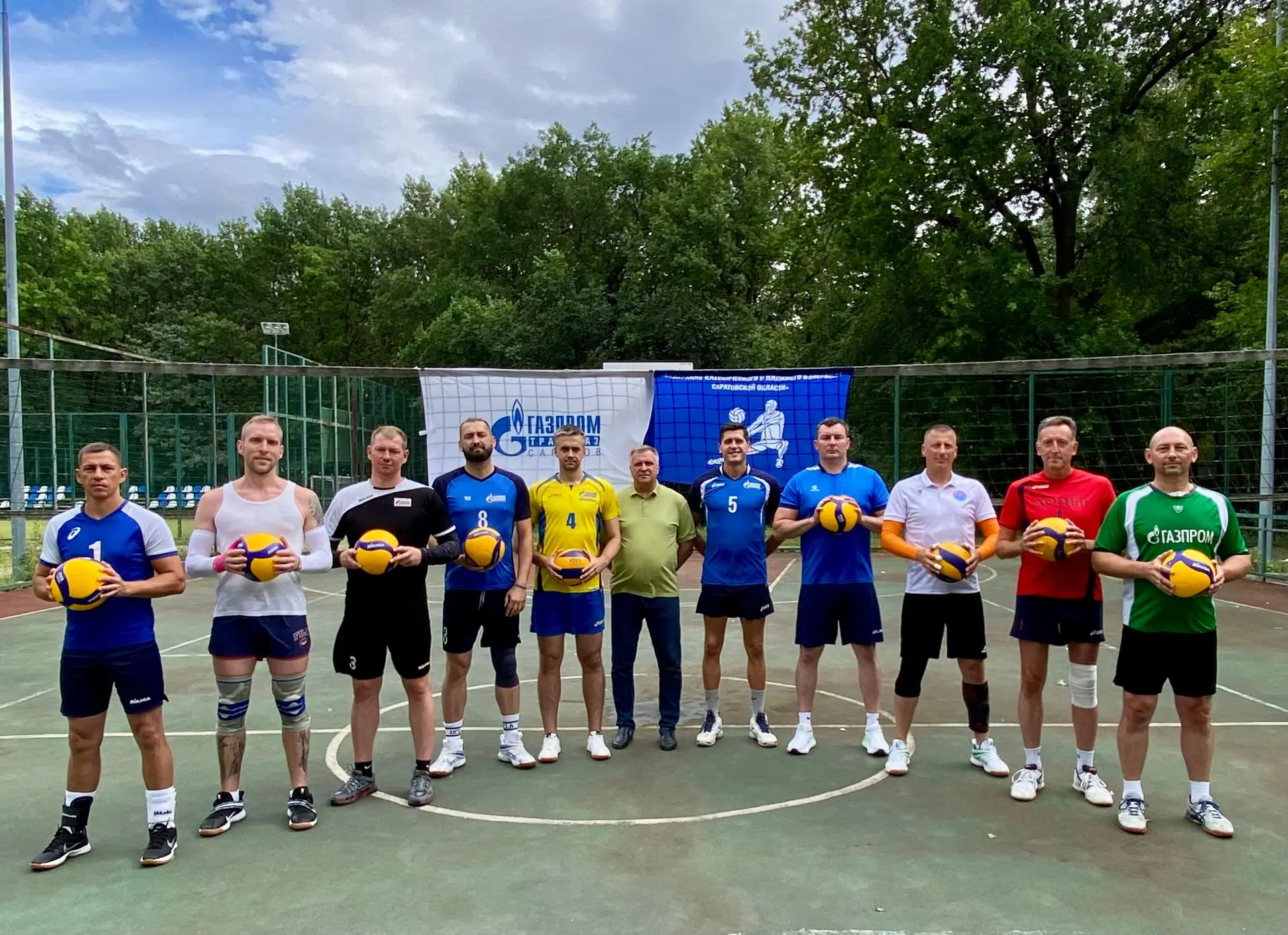 🛣️ Дорога в Санкт-Петербург. 

🏃Продолжаем рассказывать о подготовке спортсменов Общества к Спарта
