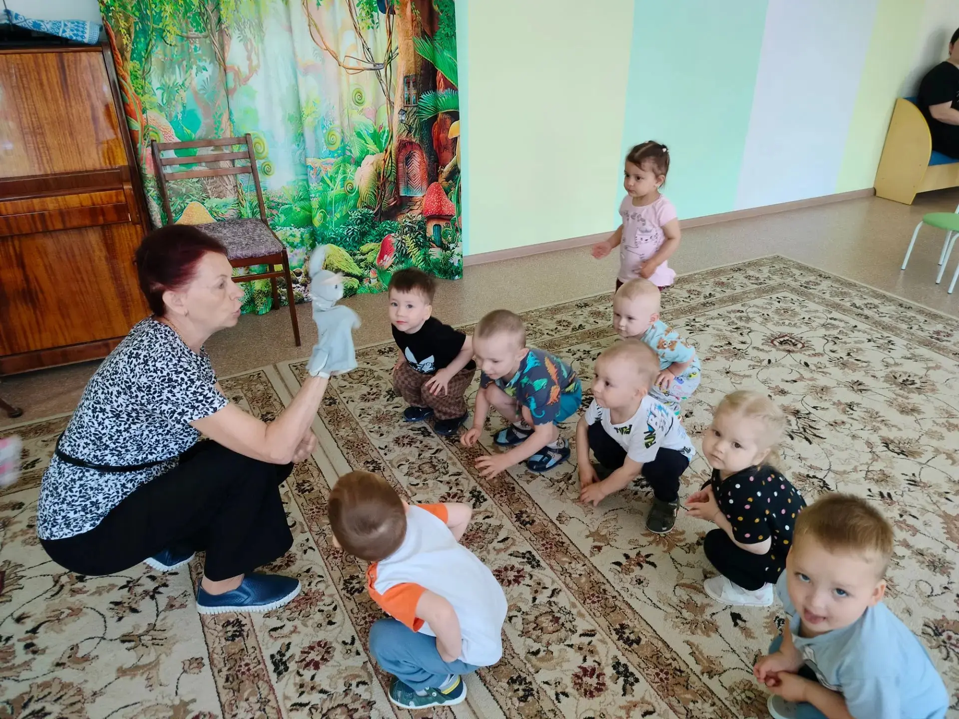 Развлечение "Петрушкины игрушки"  в группе "Малинка"