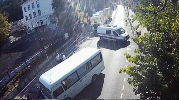 Подписчики сообщают о ДТП возле 3-й школы. Подробностей пока нет.