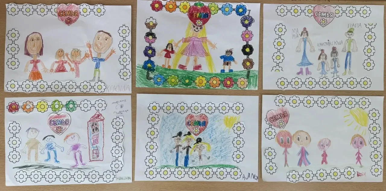 🌞 «В солнечном кругу семьи» — выставка детских рисунков в логопедической группе 🌞

В логопедическо