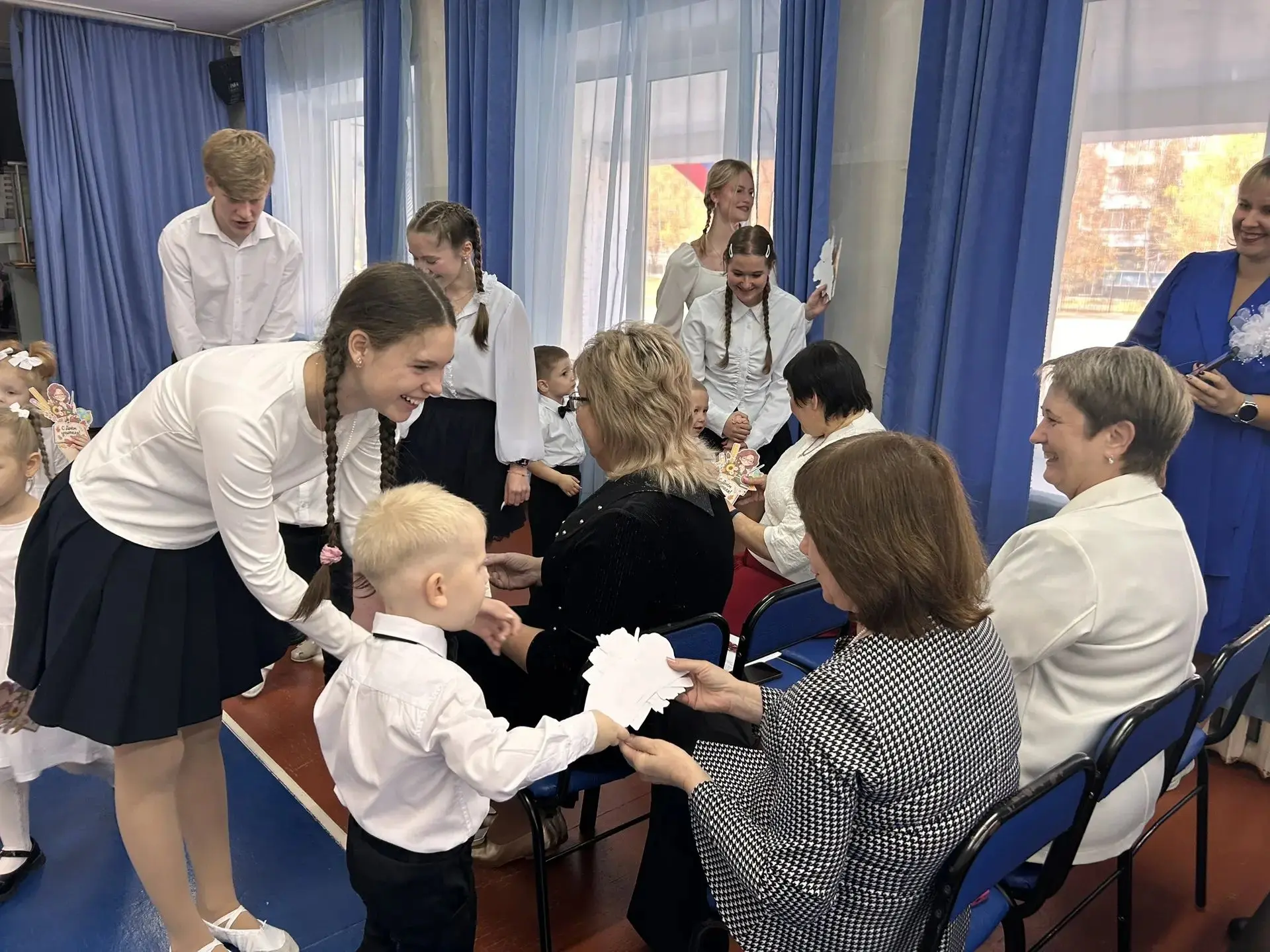 🎉 С Днём учителя, дорогие педагоги! 💐