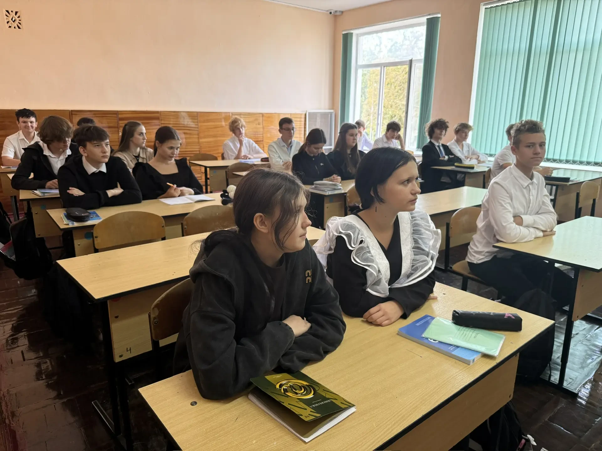 🗣Сегодня для девятиклассников прошла встреча, посвященная одной из самых острых пробле...