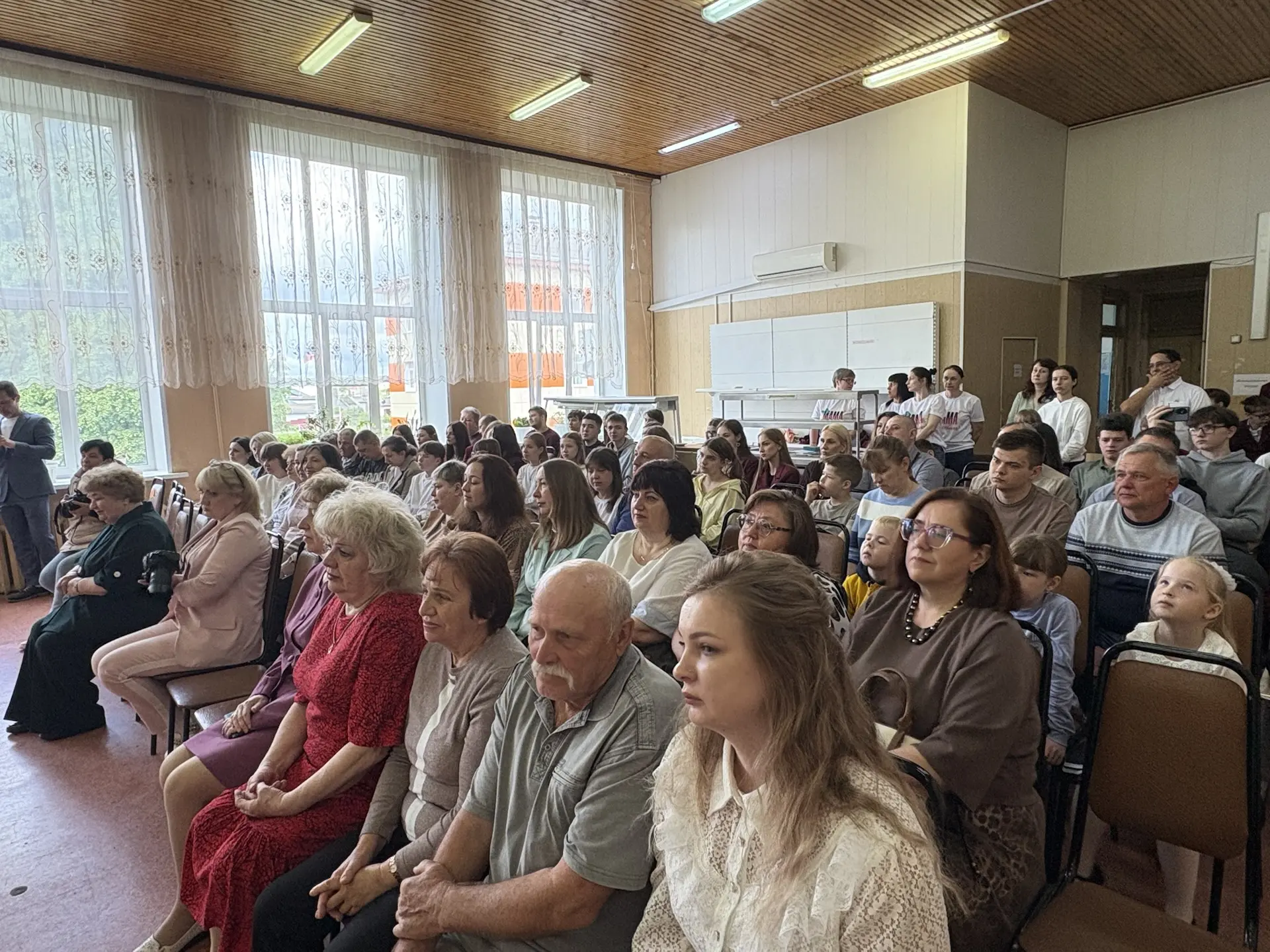 🔔Последний звонок  👩‍🎓🧑‍🎓Сегодня в школах Кольчугинского округа прозвучал Последний звонок. В этом г