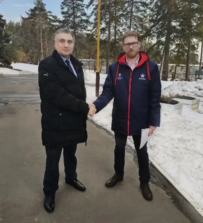 Виктор Акопьян встретился с участниками проекта «Школа Героев»   📍В Тольятти на базе пансионата «Рад