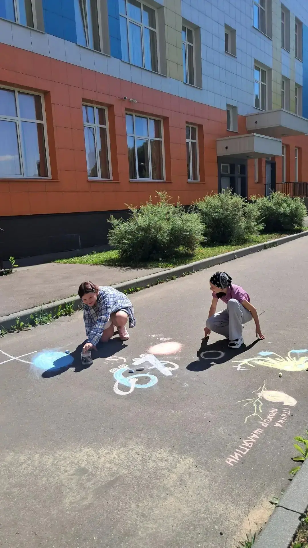 Понедельник в лагере «Атмосфера» — день, который прошёл на одном дыхании ☀️😊

Утро началось как все