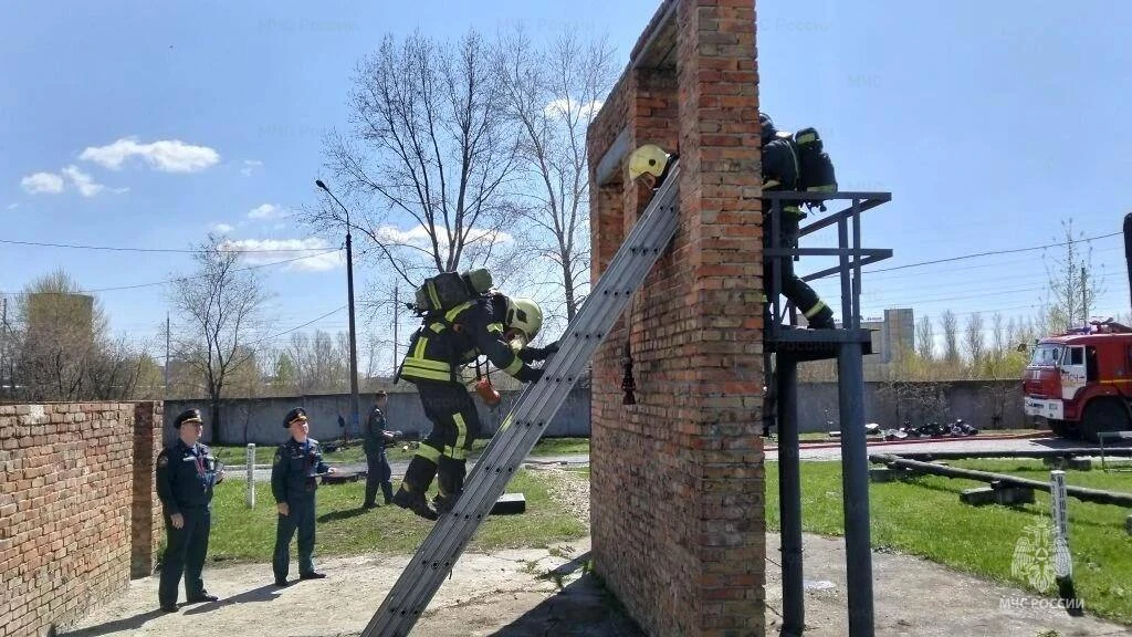 🔥Профессионализм, скорость, слаженность: в Ульяновской области определили лучшее звено ГДЗС  На базе