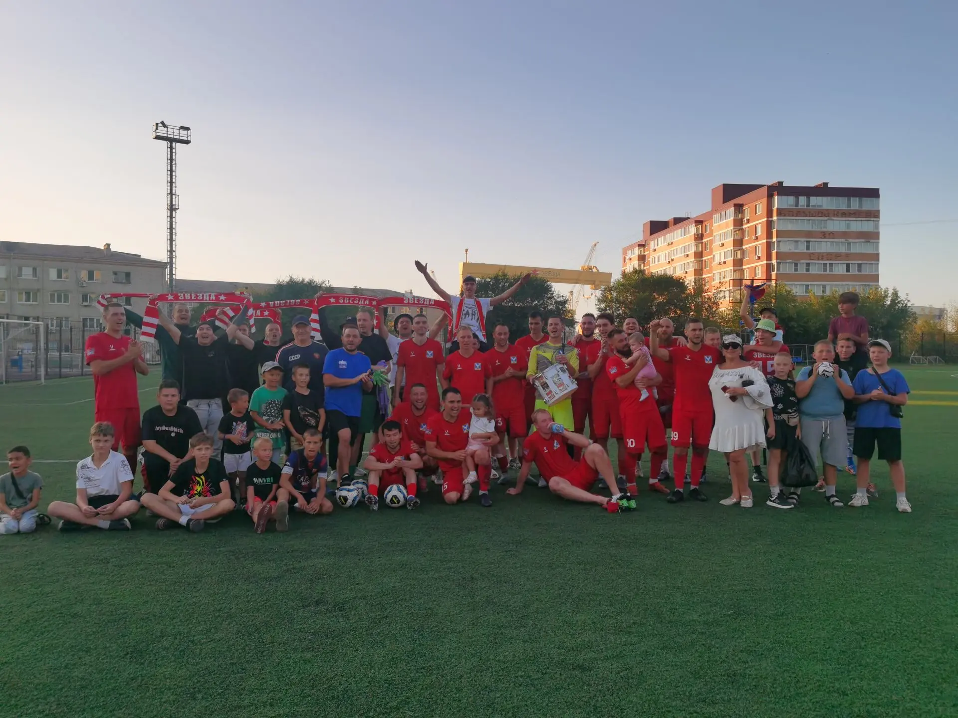 Действительно, отличная игра! Победа над «Локомотивом» с таким счётом — это всегда пока...