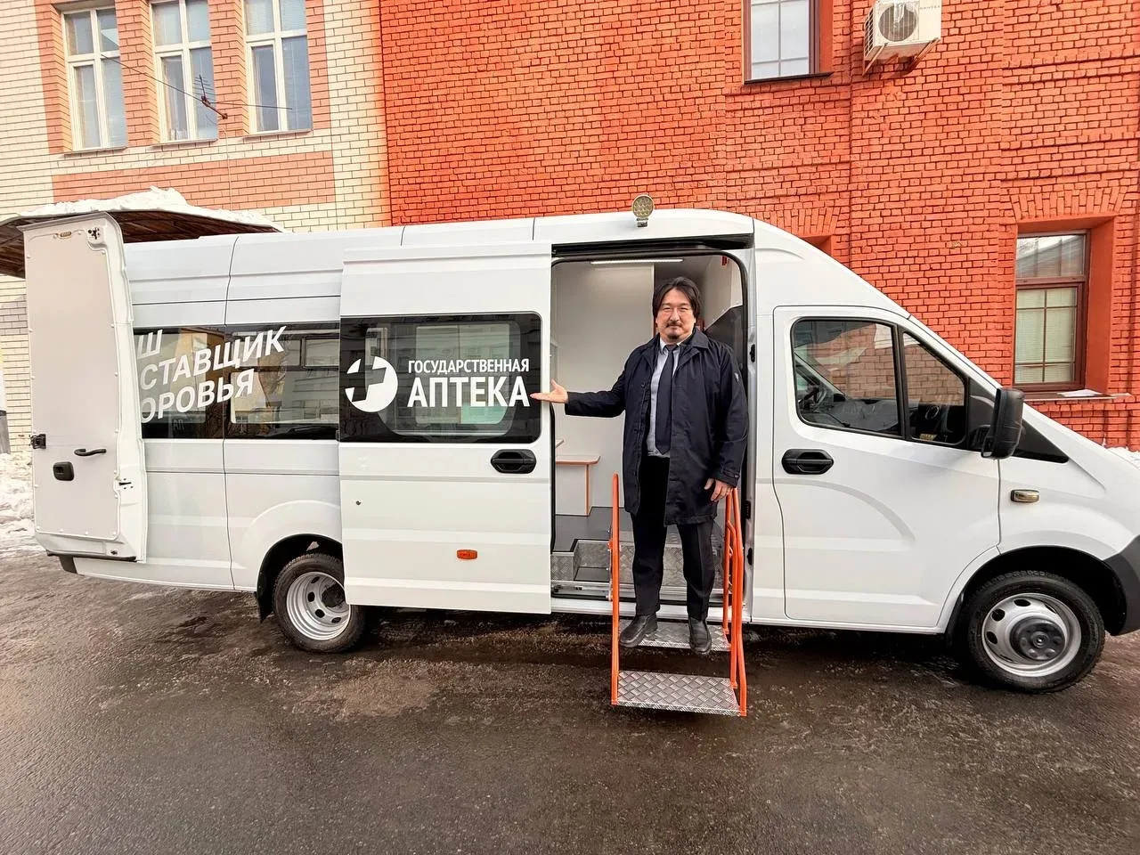 В ЕАО добиваются запуска передвижных аптечных пунктов 

Депутат Государственной Думы, хирург-онколог
