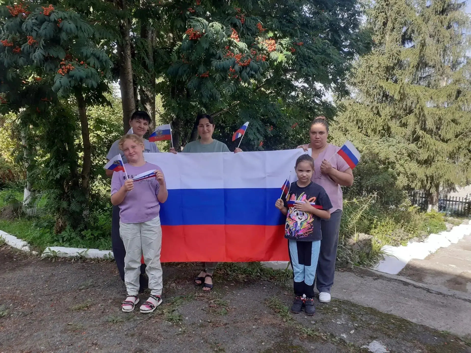 День Государственного флага в Новобибеевской школе 🇷🇺