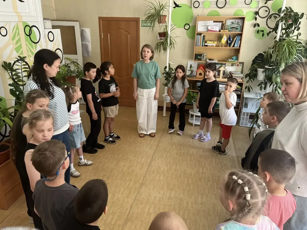☀️ Вчера наш пришкольный лагерь превратился в настоящую страну приключений – каждый отряд нашёл для 