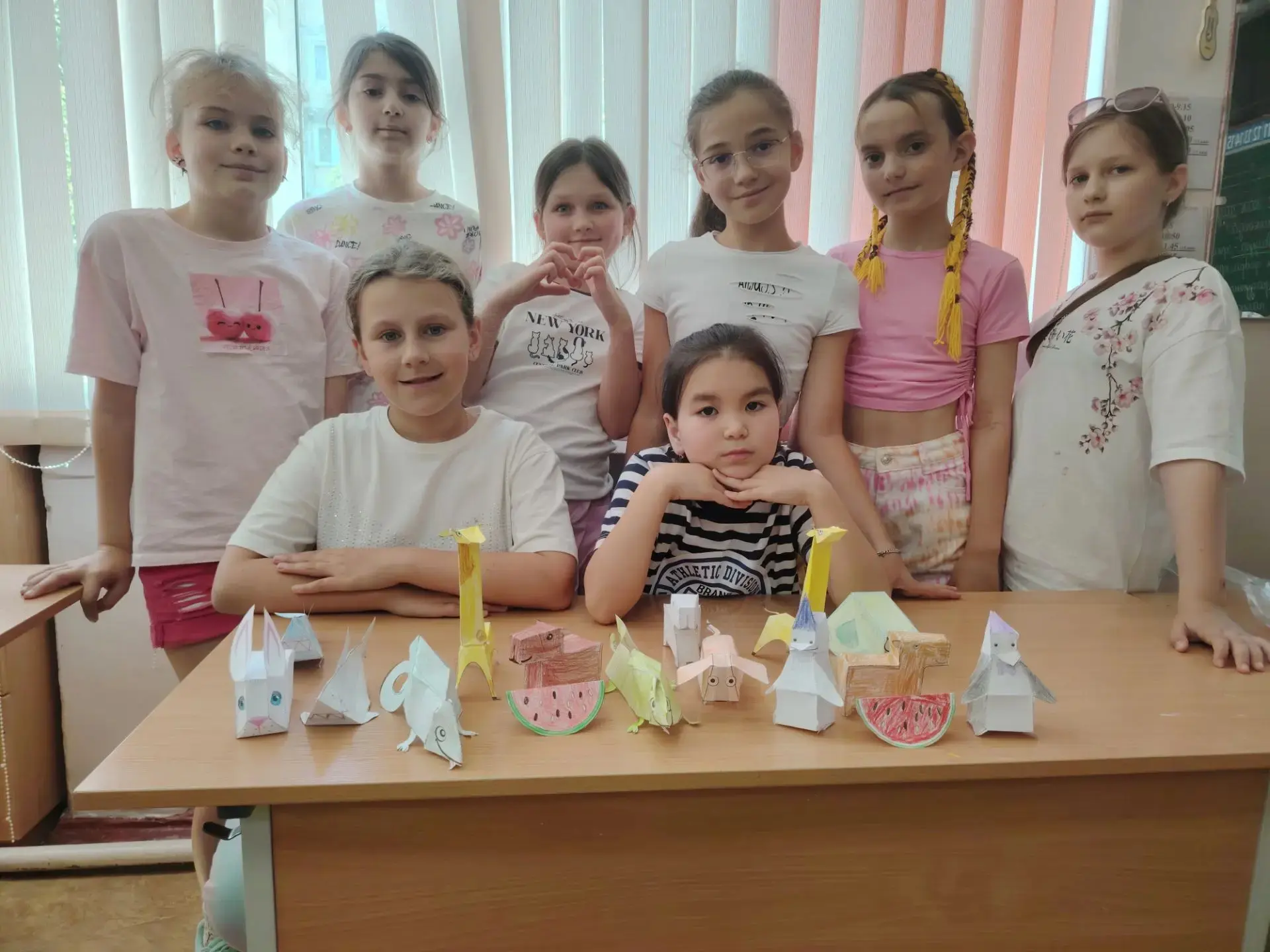 Превращаем бумагу в искусство! ✂️

В нашем лагере прошёл невероятно увлекательный мастер-класс по па