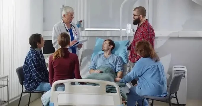 🏥 Частные клиники обязаны бесплатно оказывать экстренную помощь

В Госдуме напомнили, что при состо