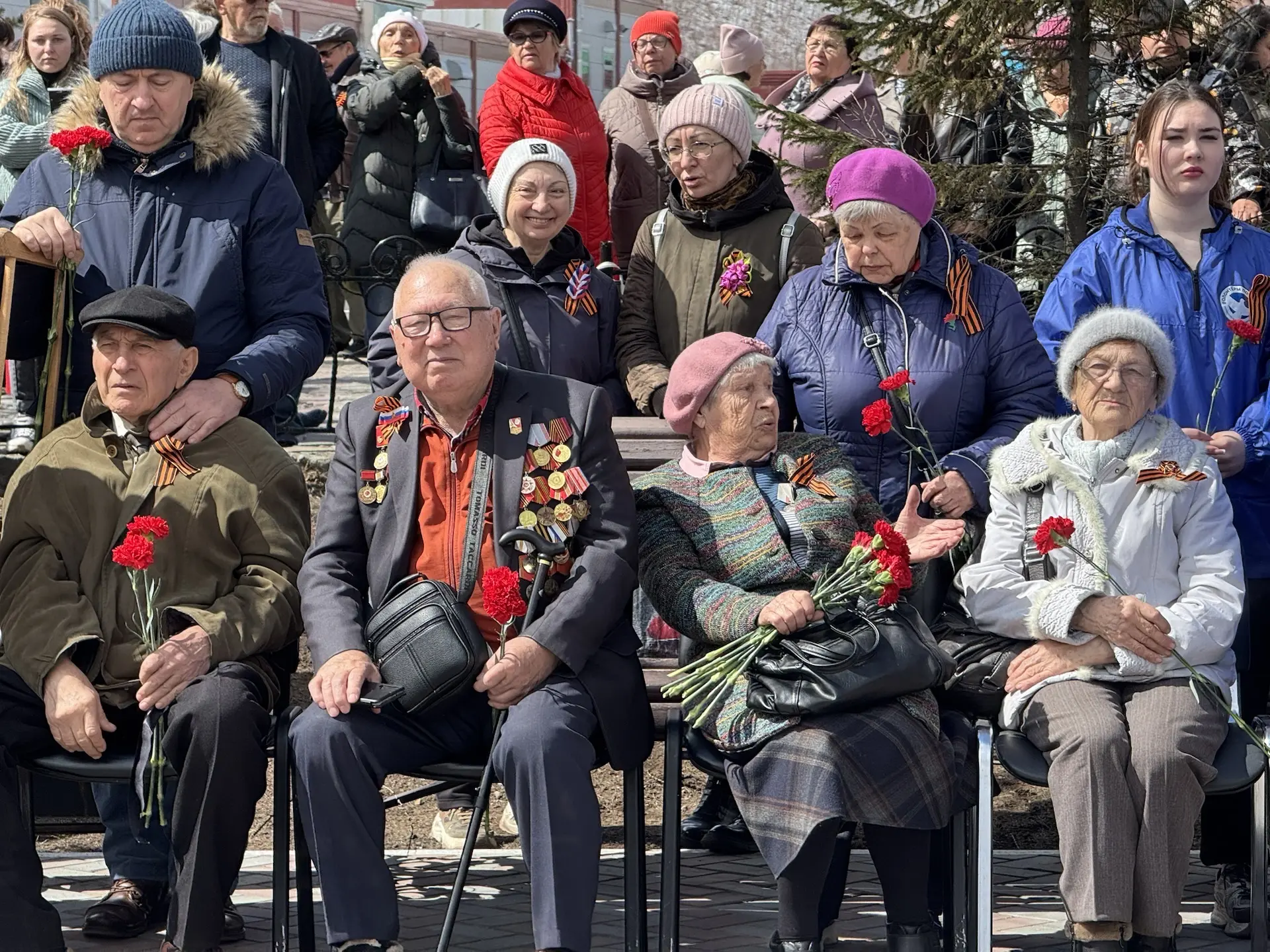 Накануне Дня Победы почтили память тех, кто ценой своей жизни подарил нам свободу и право на будущее