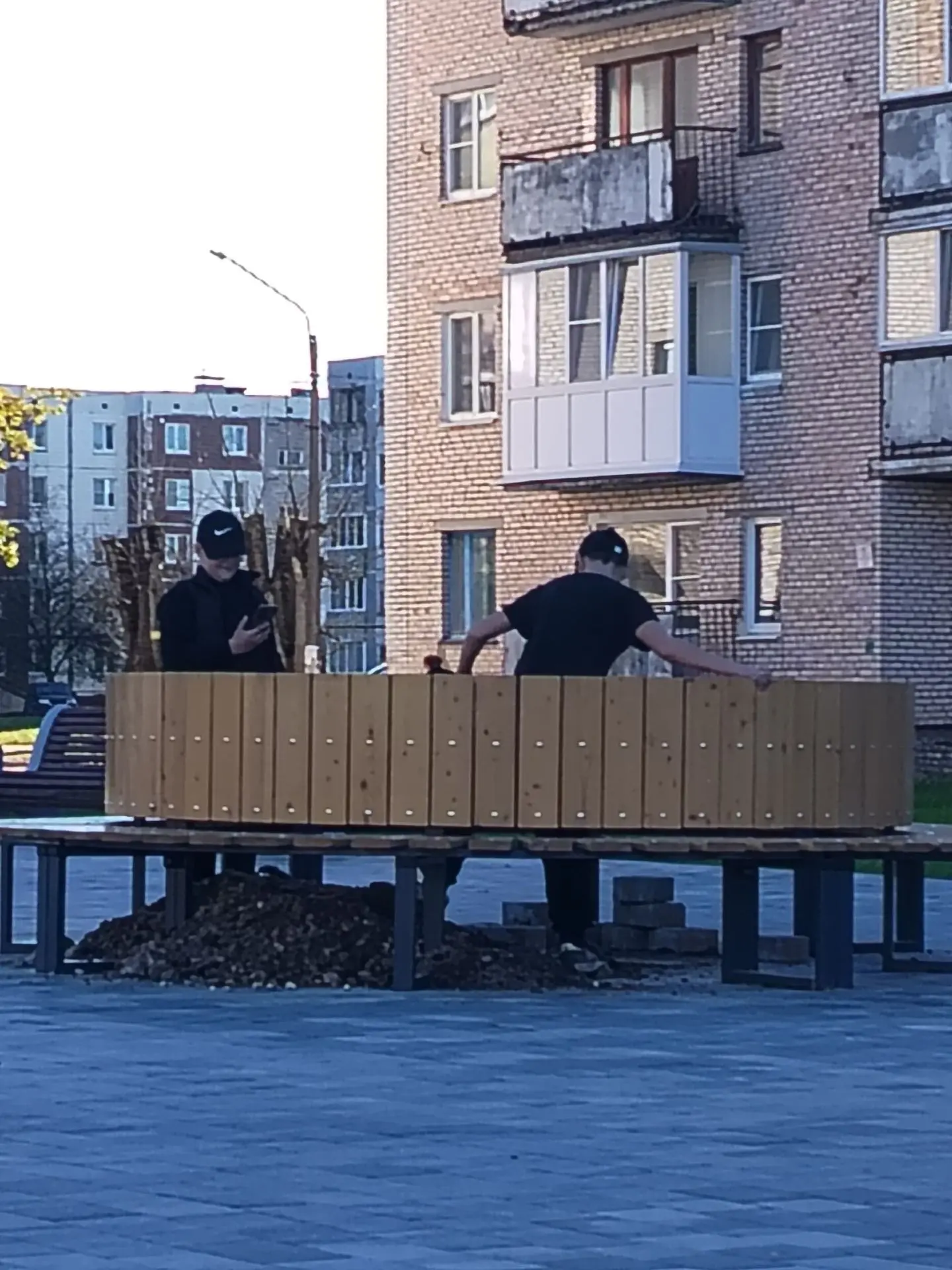ПОЗОРИЩЕ! чьи дети?