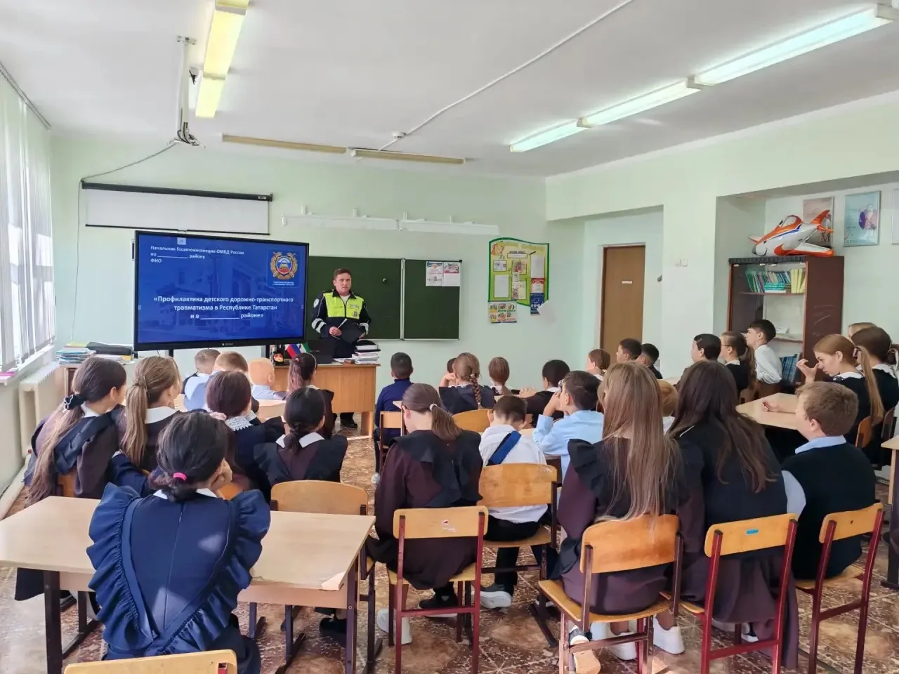 🔹 Внимание, дети! В гостях у школьников побывал старший инспектор отдельного специализ...
