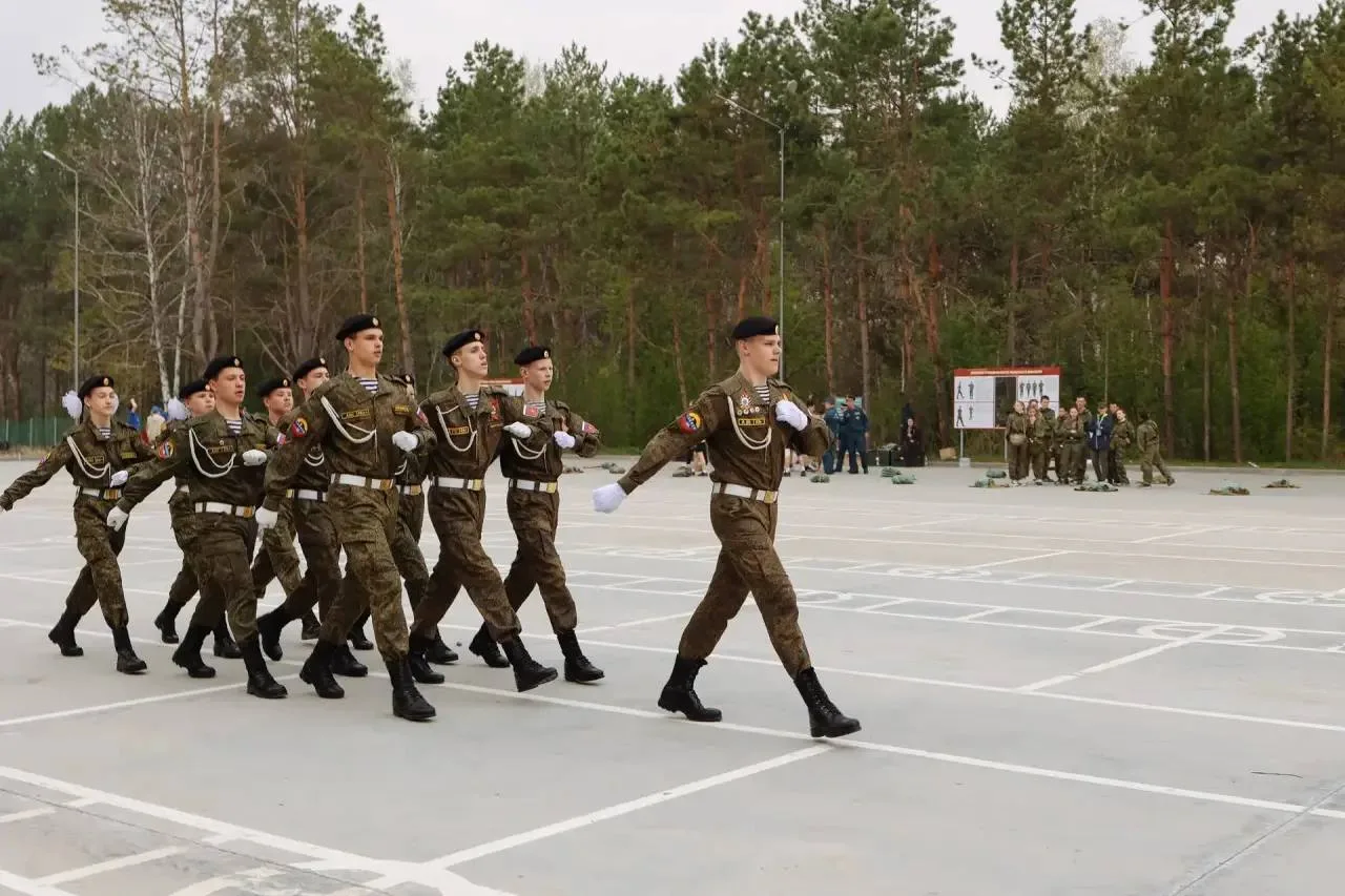 Юные патриоты Приамурья сразились за право выйти в финал «Зарницы 2.0»  12 мая на базе центра «Аванг