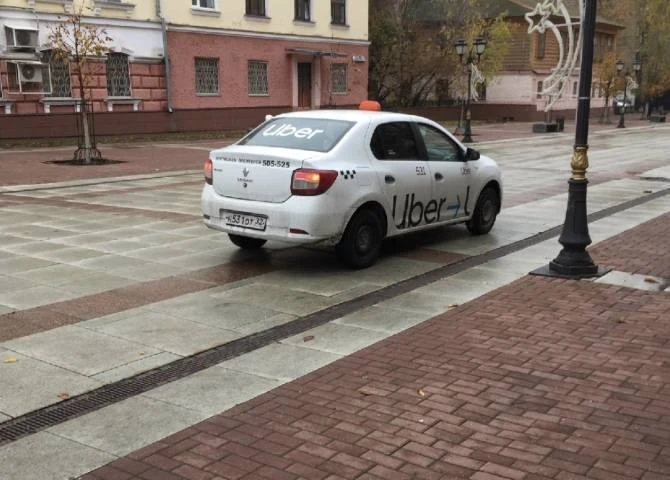 Цены на такси в России могут взлететь из-за дефицита водителей 🚕  Причина — закон о локализации, кот