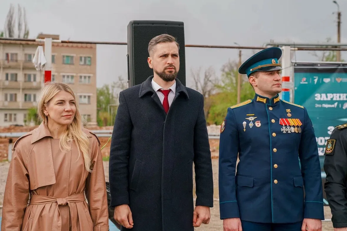Сегодня стартовала «Зарница 2.0» для старших классов и ССУЗов  Открытие прошло на военном аэродроме 