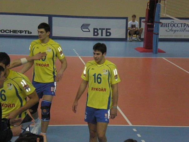 За Калининград играл ✅

В «Севере» играл ✅

На «Локомотив Арене» играл ✅

😉 краткая сводка нашего Л