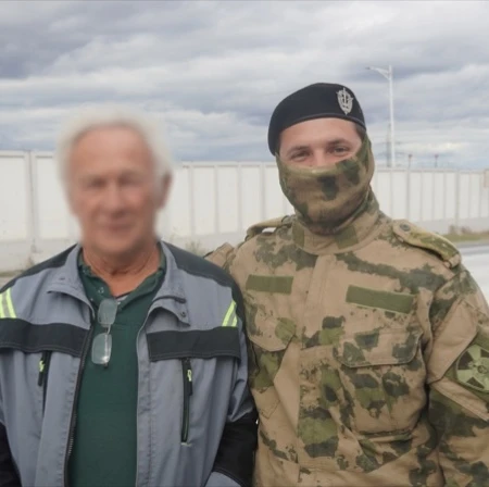 🚨 Росгвардеец первым пришёл на помощь после ДТП под Вольском