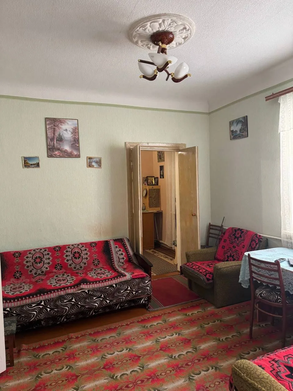 Продается дом (фактически 2 дома на одном участке)