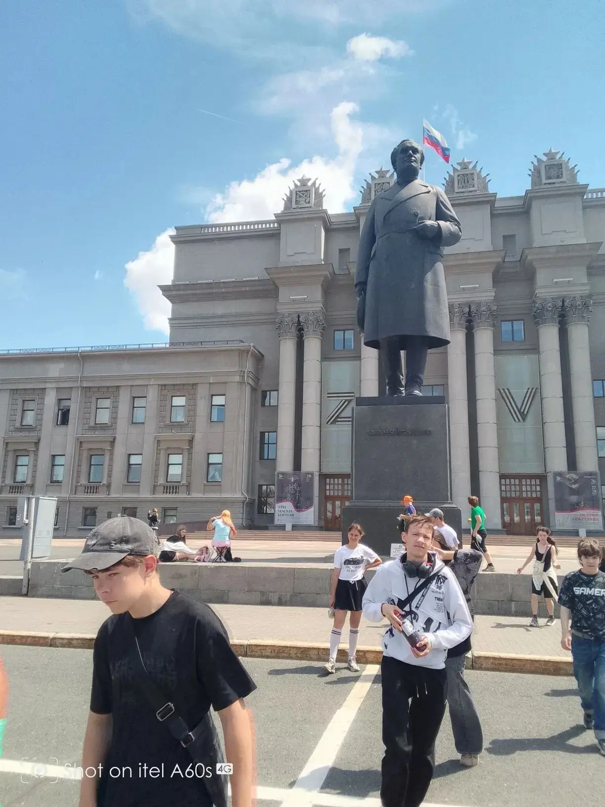 Наша школьная оздоровительная площадка снова превратилась в стартовую площадку для больших приключен