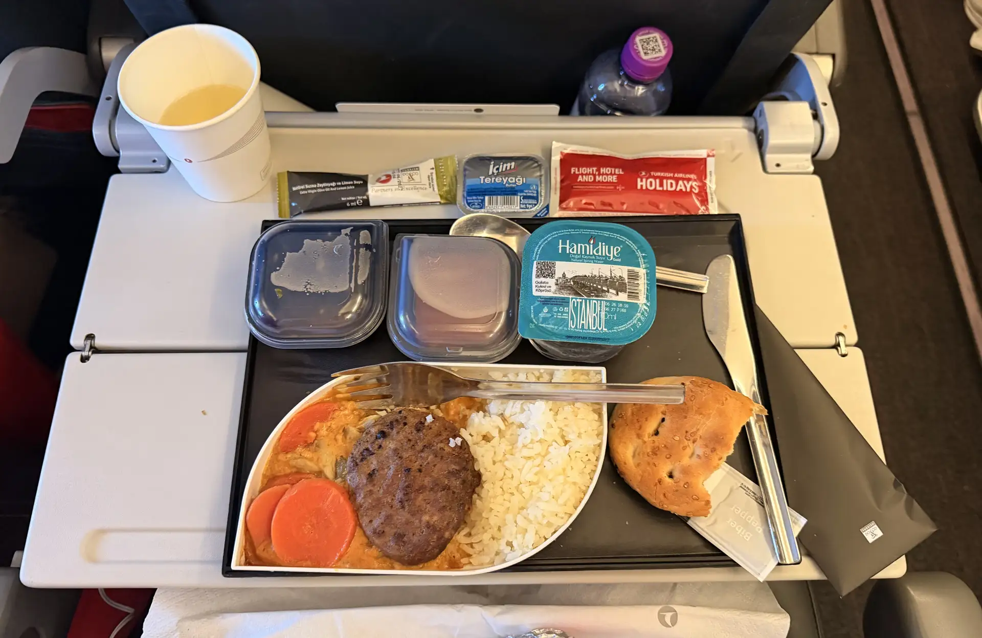 Снова Туркиши ✈️

За последнее время второй раз лечу ими и знаете, они раздают приличный сервис. Оче