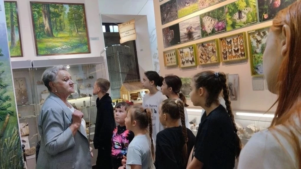 ✨Как экскурсоводы 

💪Настоящими помощниками экскурсовода 9 июня почувствовали себя ребята, отдыхающ