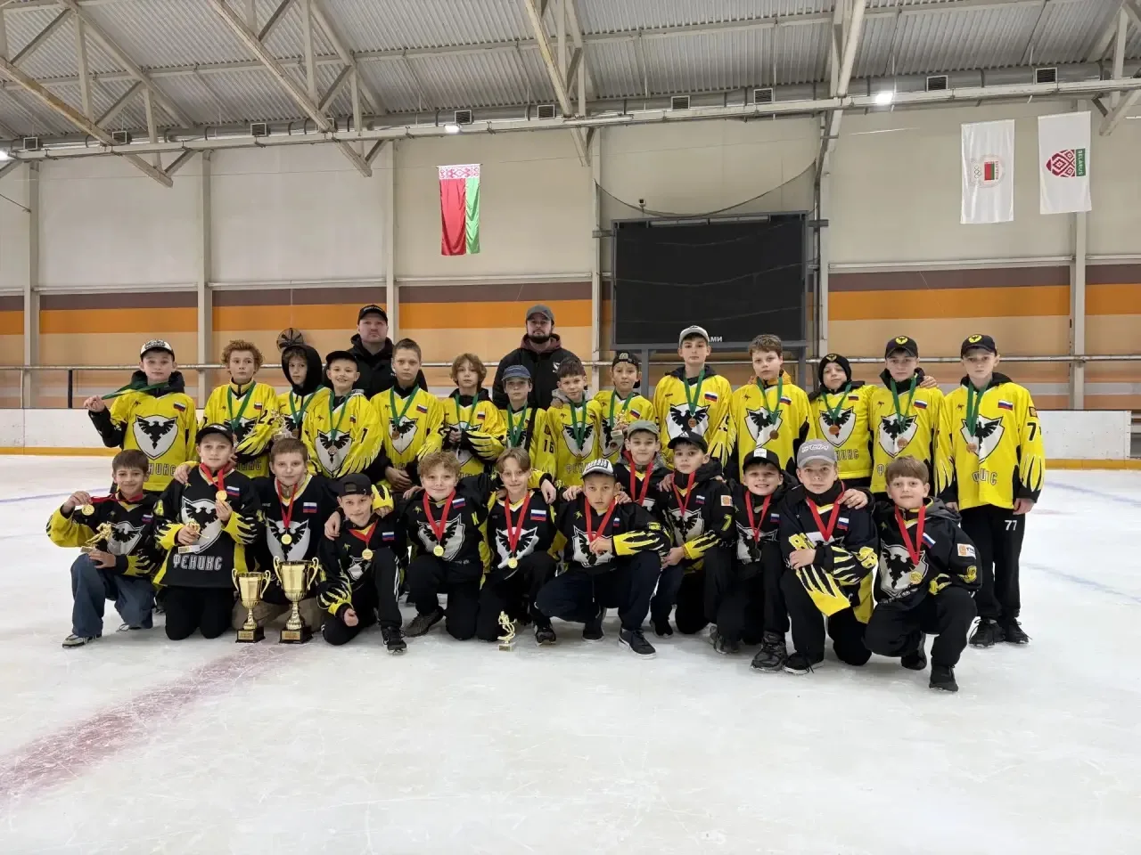 🏒🏆 ЗОЛОТО И БРОНЗА НАШИ! «Феникс» триумфально вернулся в Калининград!
