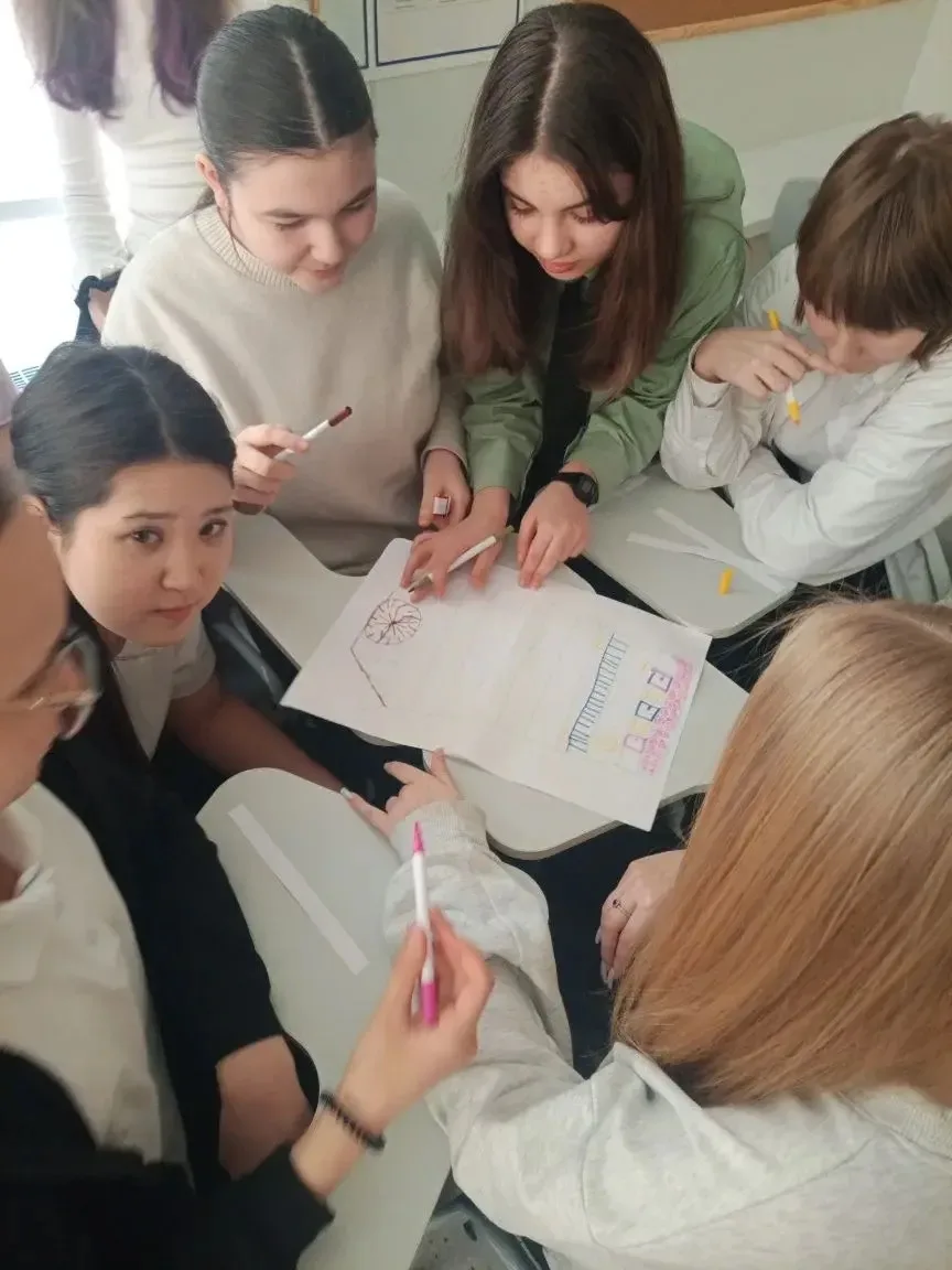 🧠✨ Неделя психологии в школе: эмоции, творчество и открытия! 💬🎨  В нашей школе ярко и насыщенно прош