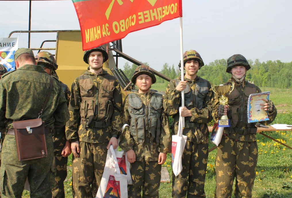🎉 ПОБЕДА НАШИХ РЕБЯТ! 🎉📣  Команда ГБОУ СОШ №138 стала победителем муниципального этапа легендарной в