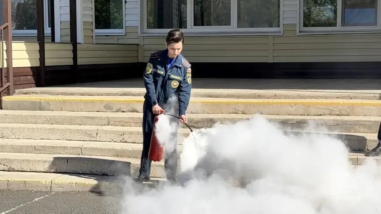 🧑‍🚒 Школьники Бузулукского района прошли инструктаж МЧС  #Про_Общество  Летние каникулы – время особ
