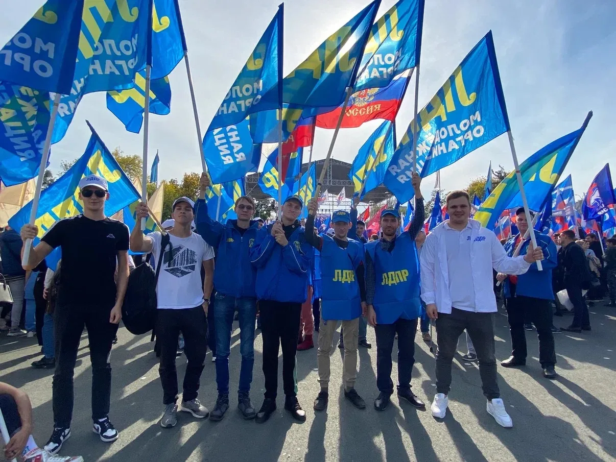 ЛДПР: молодёжь должна строить будущее дома, а не искать его в столице