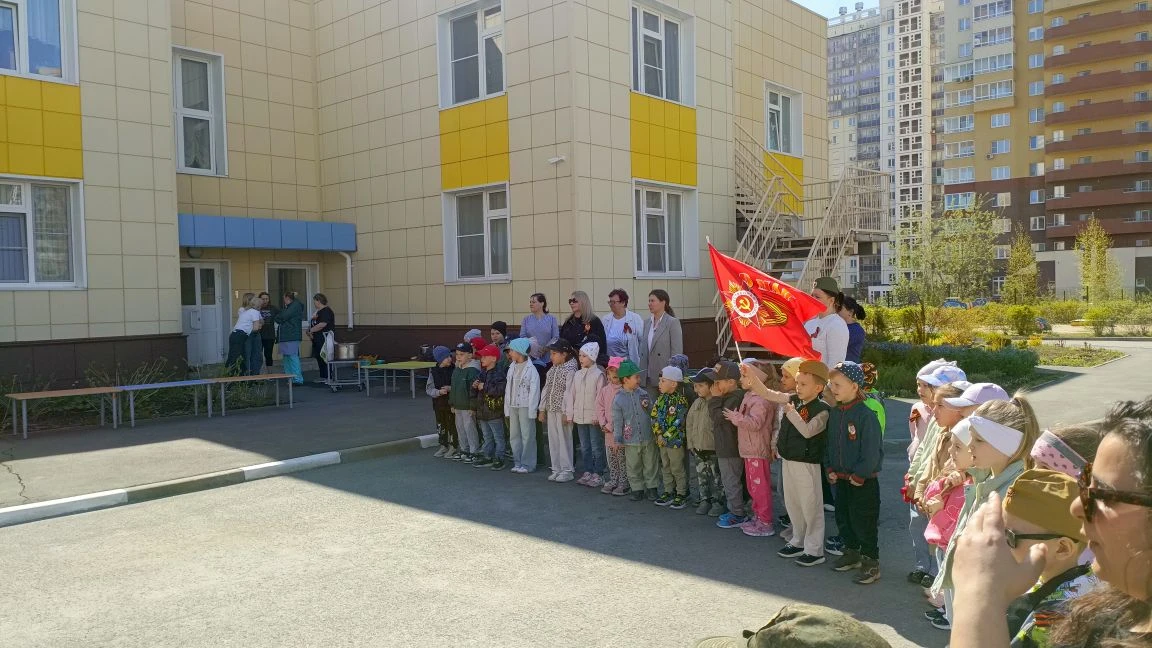 Сегодня в нашем детском саду состоялся праздник, посвящённый Дню Победы.🎗 Ребята высту...