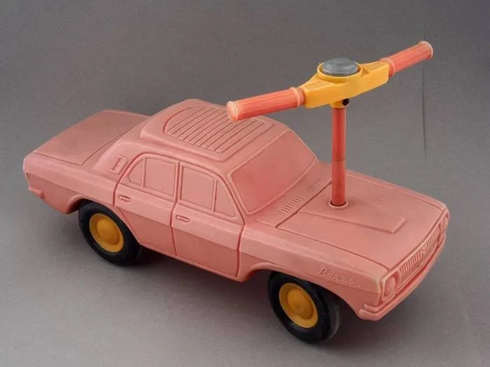 Первый автомобиль