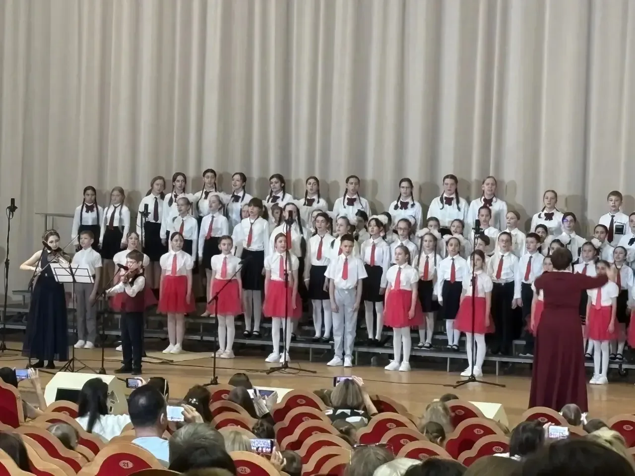 🎶 ✨ Хор «Вдохновение» на престижном конкурсе в Храме Христа Спасителя!  🎵 4 апреля в величественном 