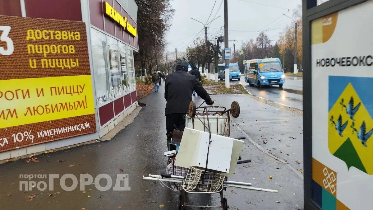 Новочебоксарск утопает в жалобах: сентябрь прошел под знаком разрухи и транспортного ко...