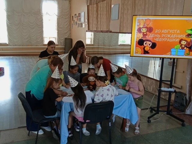 19 августа в МБУК «ЦКС «Снежинка» состоялась веселая развлекательная программа «Весёлый...